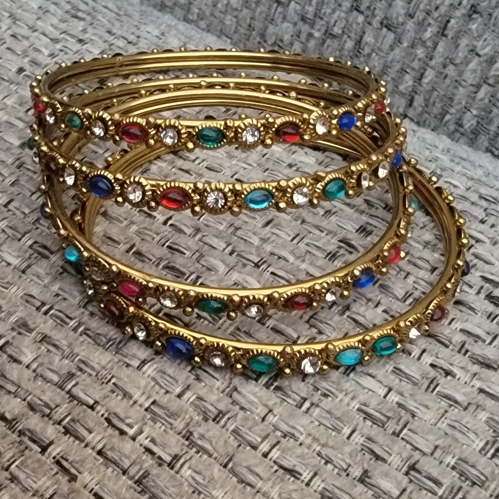 Multi color bangles - Picture 4 of 5